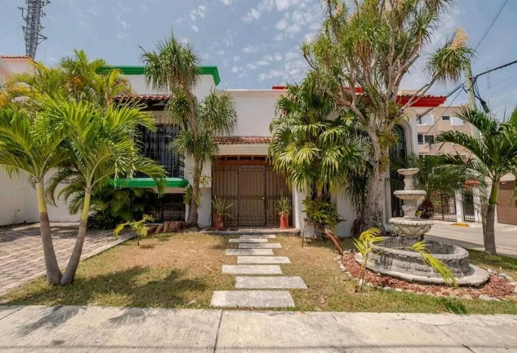 別荘 Villa Mexico A 5 Minutos De La Playa カンクン
